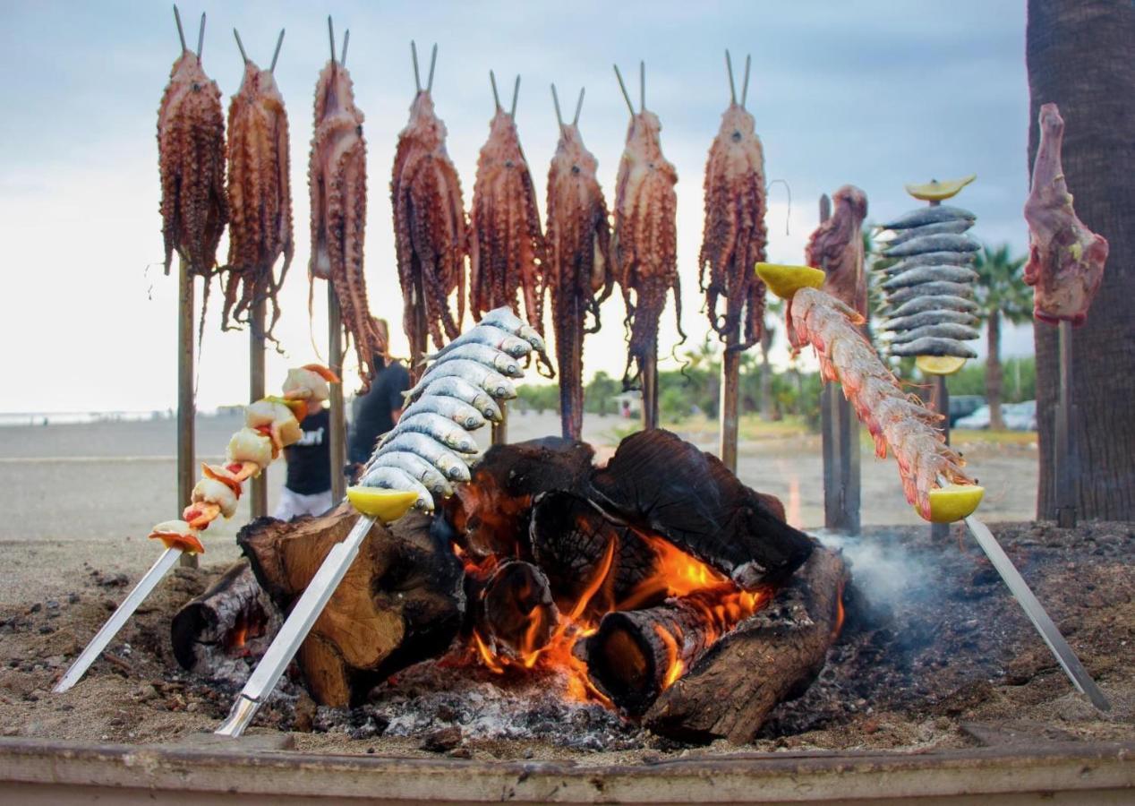 PUSHE Playa Velilla Beach&Tradition Almunecar Bagian luar foto